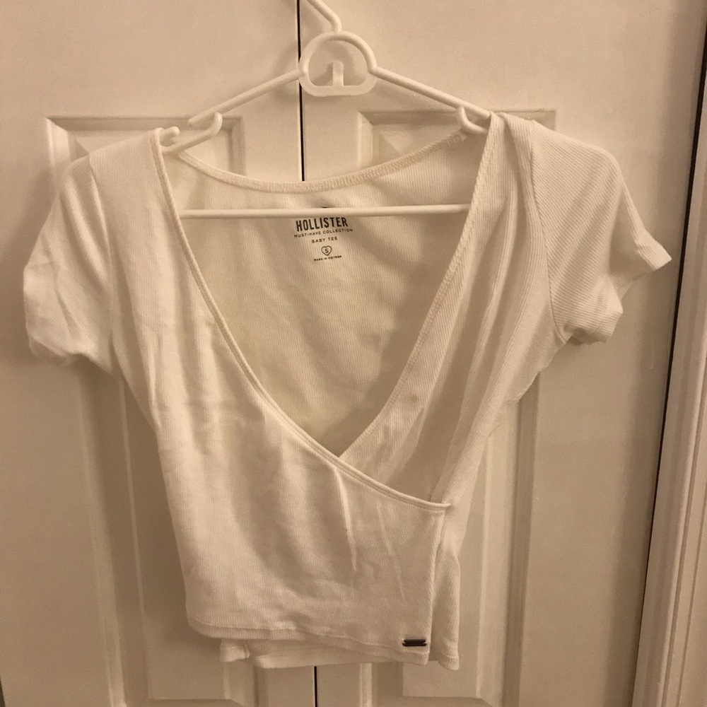 hollister white wrap baby tee